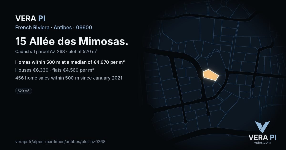 15 Allée des Mimosas, Antibes at night – the plot lit, the parcels around coloured by the prices near them