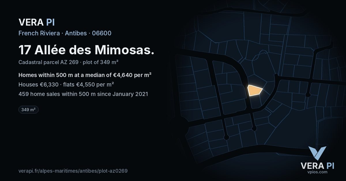17 Allée des Mimosas, Antibes at night – the plot lit, the parcels around coloured by the prices near them