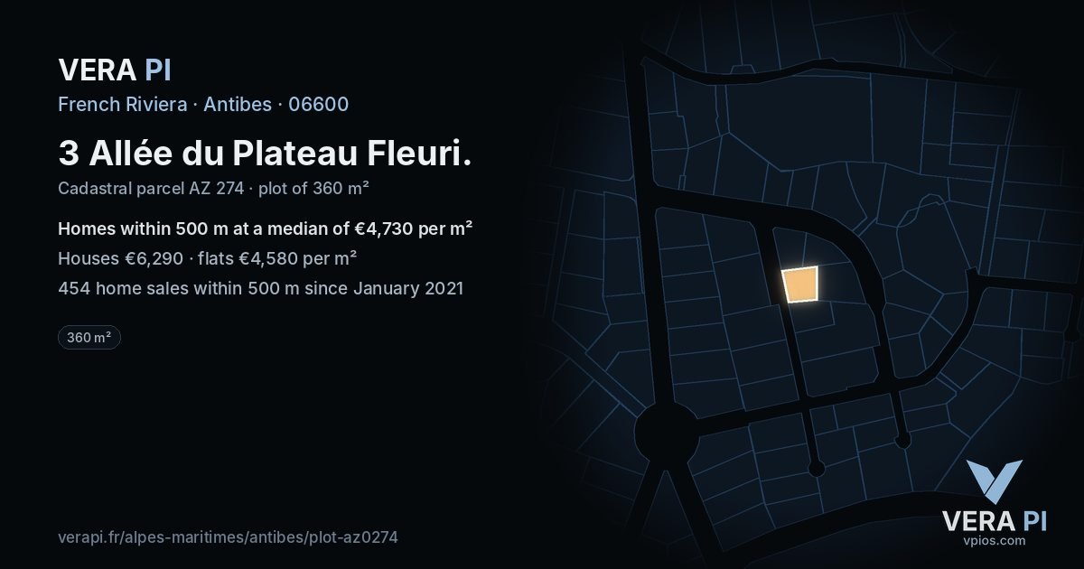 3 Allée du Plateau Fleuri, Antibes at night – the plot lit, the parcels around coloured by the prices near them