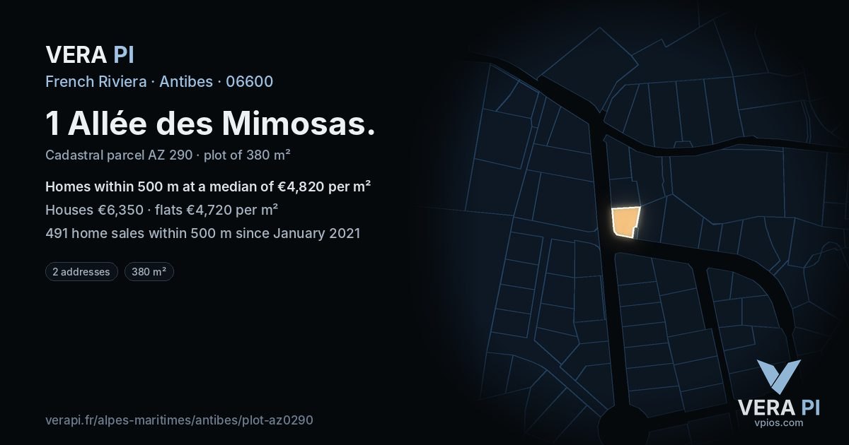 1 Allée des Mimosas, Antibes at night – the plot lit, the parcels around coloured by the prices near them