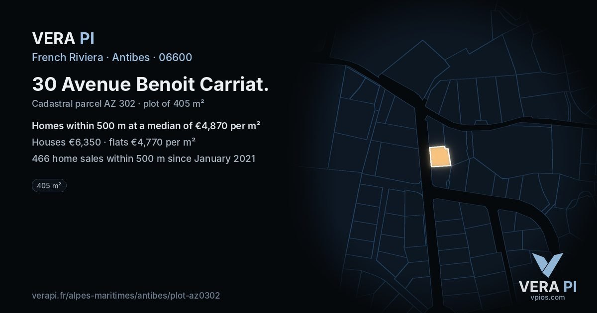 30 Avenue Benoit Carriat, Antibes at night – the plot lit, the parcels around coloured by the prices near them