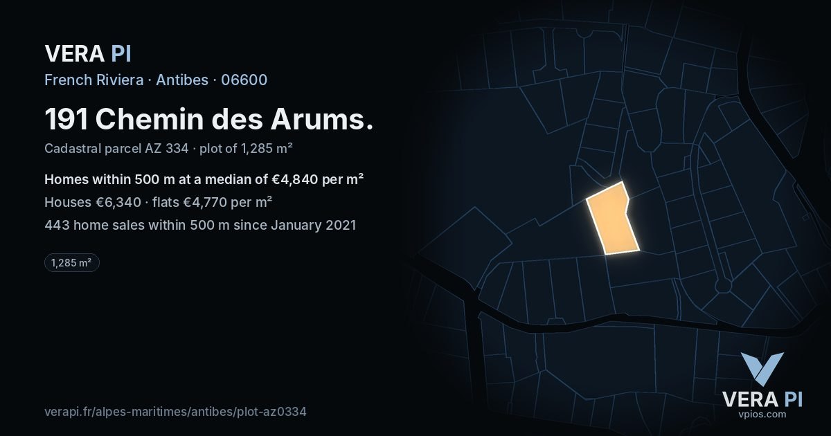191 Chemin des Arums, Antibes at night – the plot lit, the parcels around coloured by the prices near them