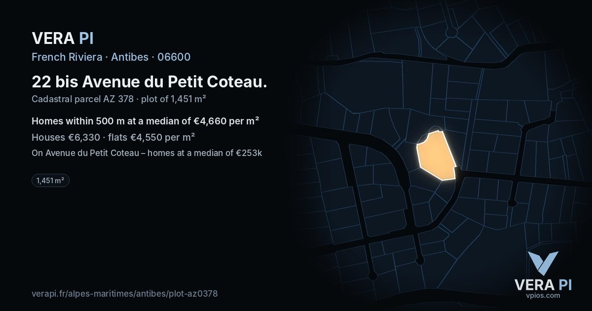 22 bis Avenue du Petit Coteau, Antibes at night – the plot lit, the parcels around coloured by the prices near them