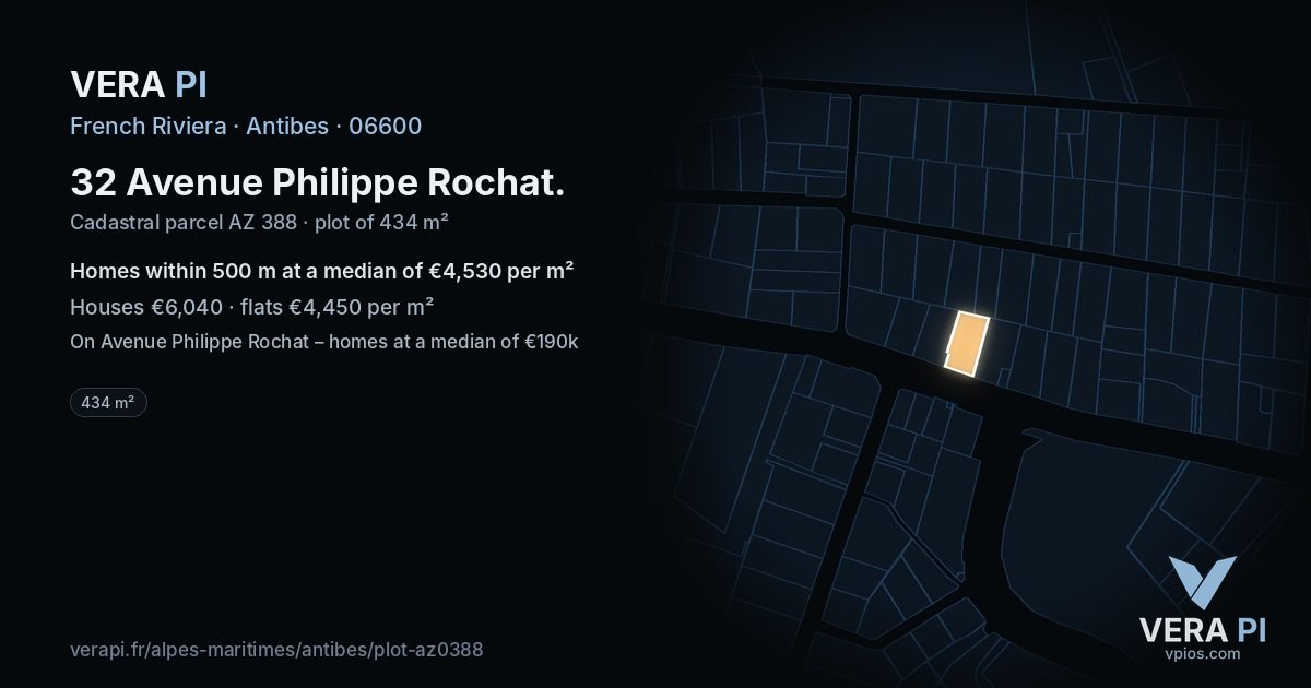 32 Avenue Philippe Rochat, Antibes at night – the plot lit, the parcels around coloured by the prices near them
