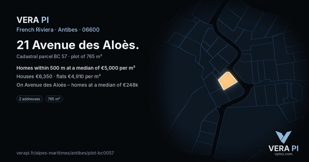 21 Avenue des Aloès, Antibes at night – the plot lit, the parcels around coloured by the prices near them