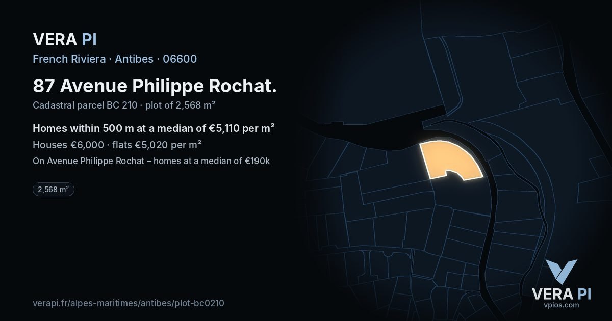 87 Avenue Philippe Rochat, Antibes at night – the plot lit, the parcels around coloured by the prices near them