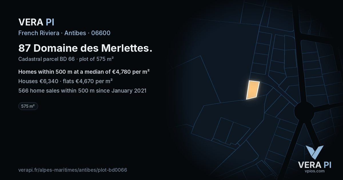 87 Domaine des Merlettes, Antibes at night – the plot lit, the parcels around coloured by the prices near them