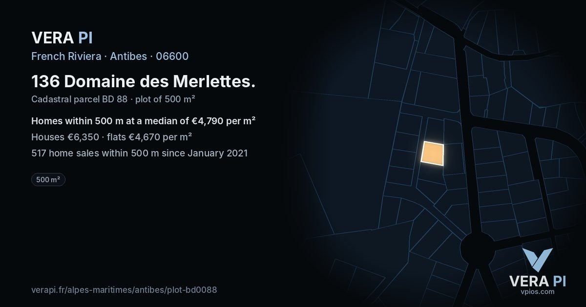 136 Domaine des Merlettes, Antibes at night – the plot lit, the parcels around coloured by the prices near them
