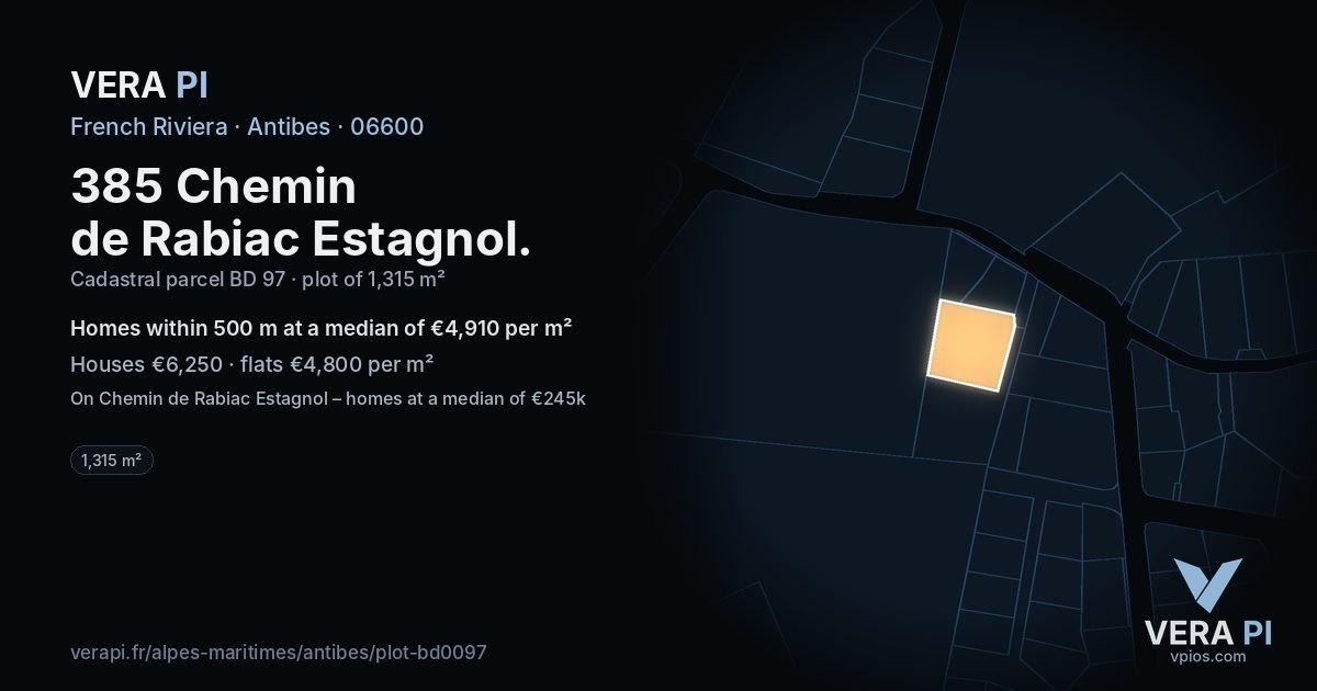 385 Chemin de Rabiac Estagnol, Antibes at night – the plot lit, the parcels around coloured by the prices near them