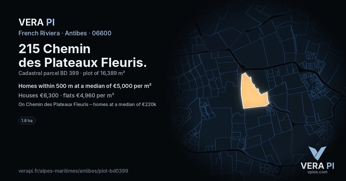 215 Chemin des Plateaux Fleuris, Antibes at night – the plot lit, the parcels around coloured by the prices near them
