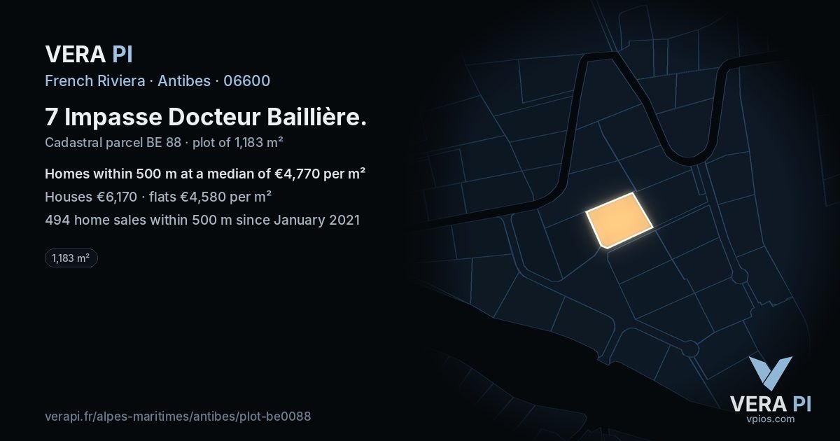 7 Impasse Docteur Baillière, Antibes at night – the plot lit, the parcels around coloured by the prices near them