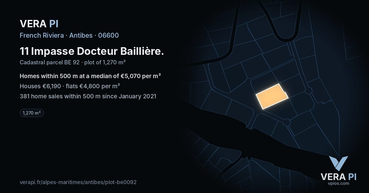 11 Impasse Docteur Baillière, Antibes at night – the plot lit, the parcels around coloured by the prices near them