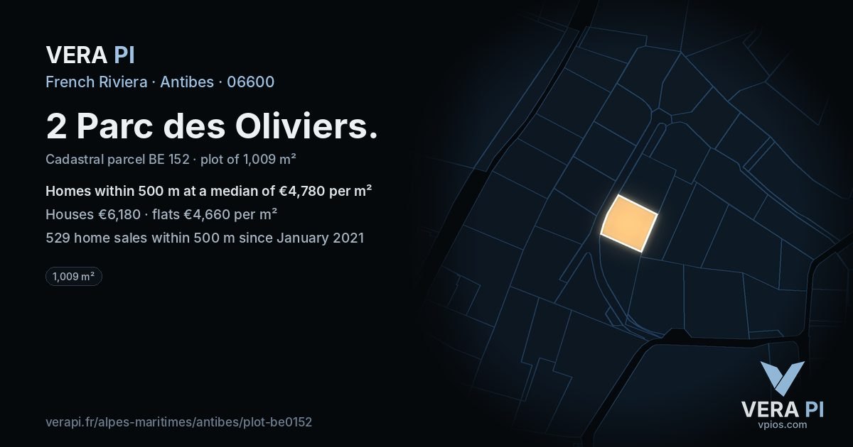 2 Parc des Oliviers, Antibes at night – the plot lit, the parcels around coloured by the prices near them