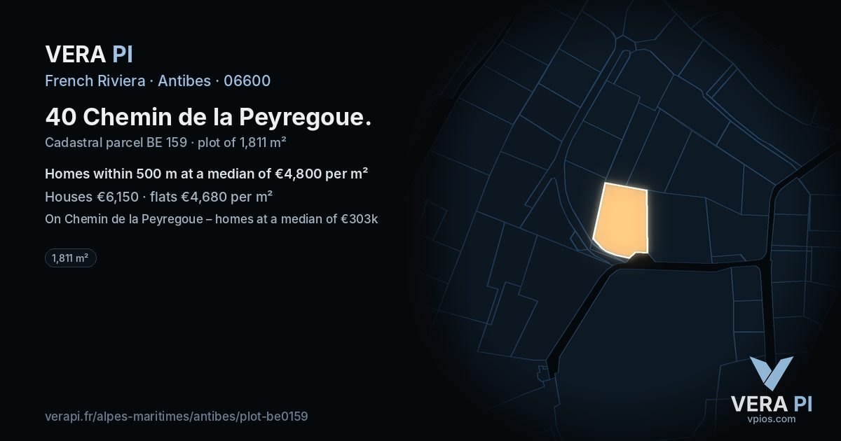 40 Chemin de la Peyregoue, Antibes at night – the plot lit, the parcels around coloured by the prices near them