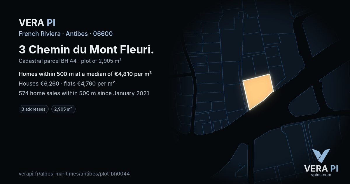 3 Chemin du Mont Fleuri, Antibes at night – the plot lit, the parcels around coloured by the prices near them