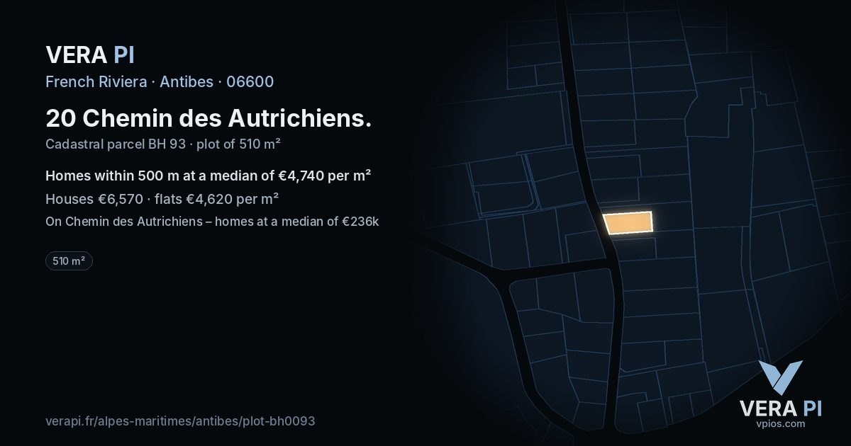 20 Chemin des Autrichiens, Antibes at night – the plot lit, the parcels around coloured by the prices near them