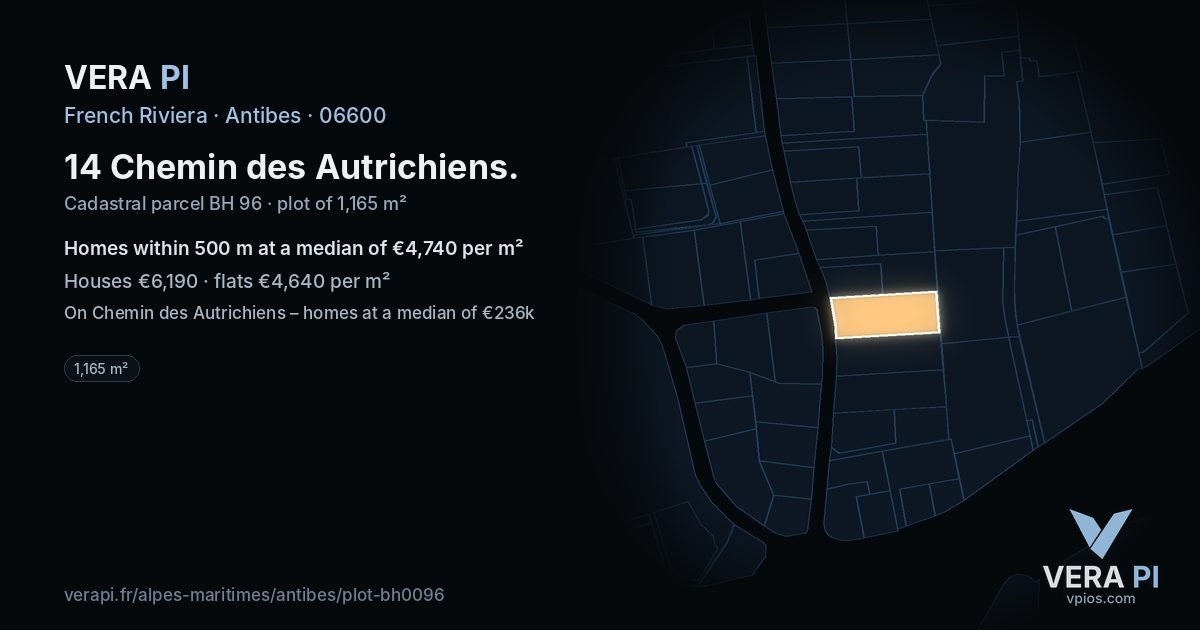 14 Chemin des Autrichiens, Antibes at night – the plot lit, the parcels around coloured by the prices near them