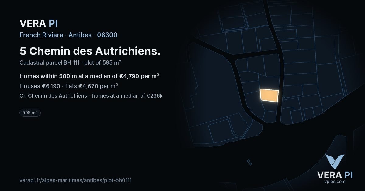 5 Chemin des Autrichiens, Antibes at night – the plot lit, the parcels around coloured by the prices near them