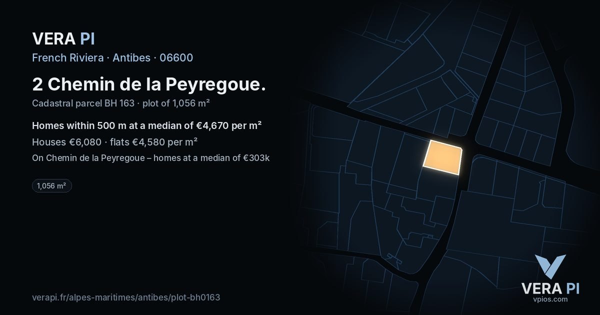 2 Chemin de la Peyregoue, Antibes at night – the plot lit, the parcels around coloured by the prices near them