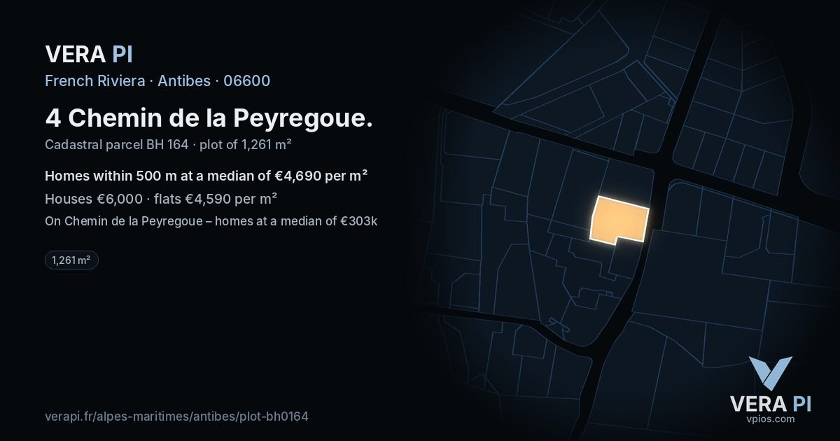 4 Chemin de la Peyregoue, Antibes at night – the plot lit, the parcels around coloured by the prices near them