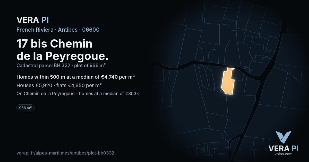 17 bis Chemin de la Peyregoue, Antibes at night – the plot lit, the parcels around coloured by the prices near them