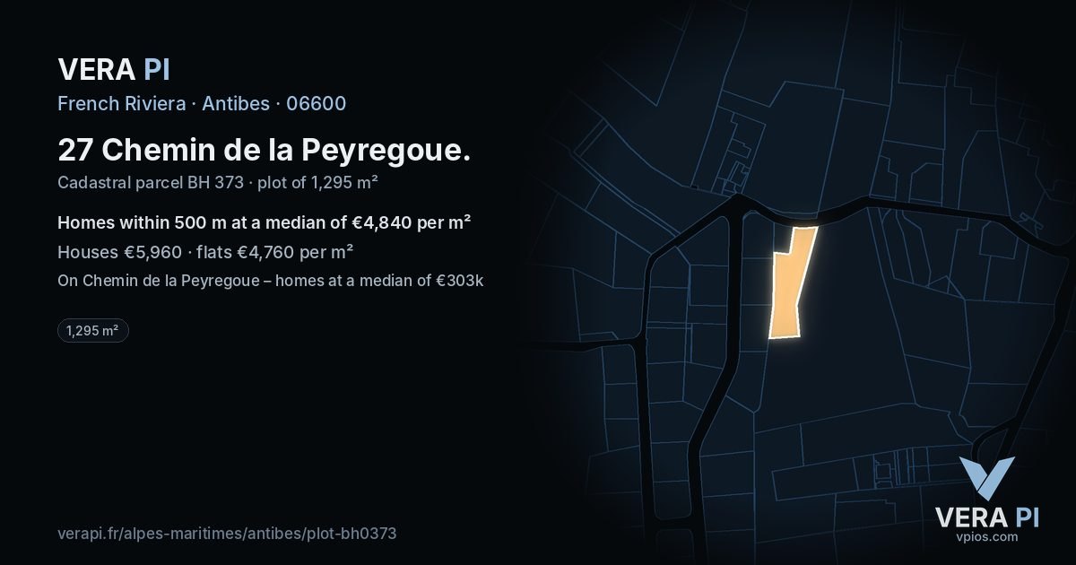 27 Chemin de la Peyregoue, Antibes at night – the plot lit, the parcels around coloured by the prices near them
