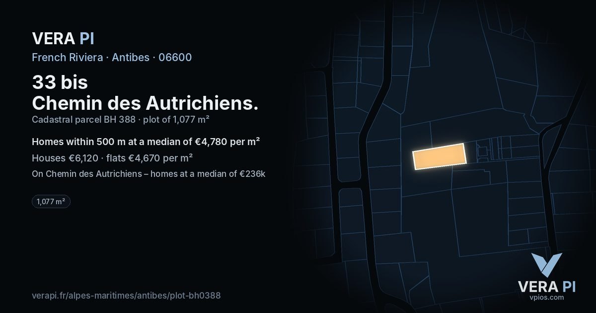 33 bis Chemin des Autrichiens, Antibes at night – the plot lit, the parcels around coloured by the prices near them