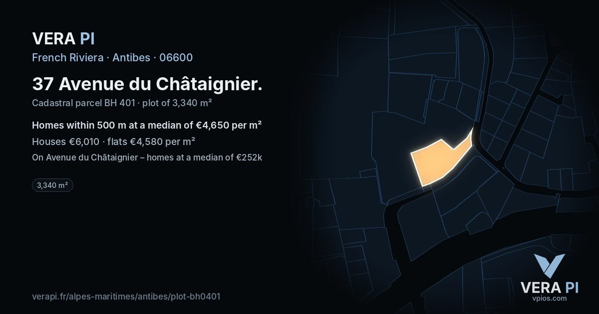 37 Avenue du Châtaignier, Antibes at night – the plot lit, the parcels around coloured by the prices near them