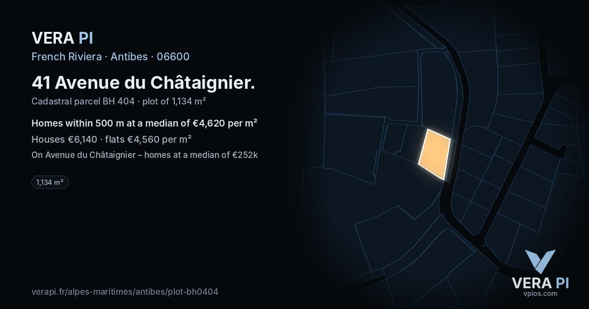 41 Avenue du Châtaignier, Antibes at night – the plot lit, the parcels around coloured by the prices near them