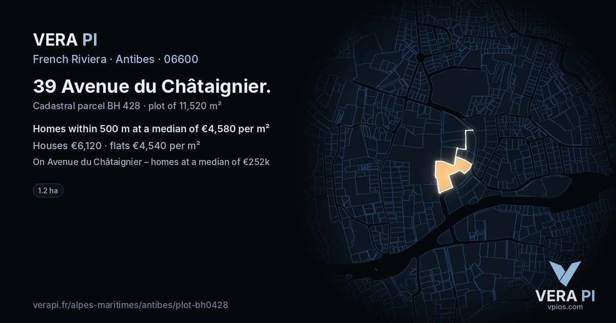 39 Avenue du Châtaignier, Antibes at night – the plot lit, the parcels around coloured by the prices near them