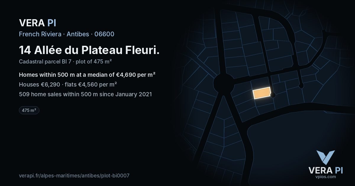 14 Allée du Plateau Fleuri, Antibes at night – the plot lit, the parcels around coloured by the prices near them