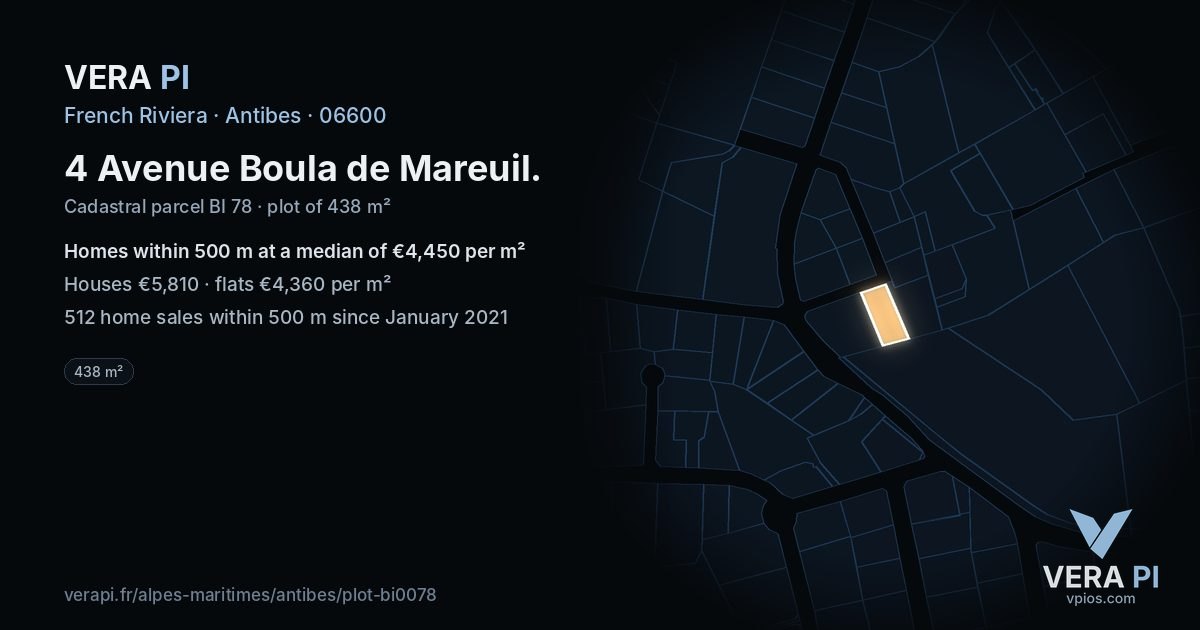4 Avenue Boula de Mareuil, Antibes at night – the plot lit, the parcels around coloured by the prices near them