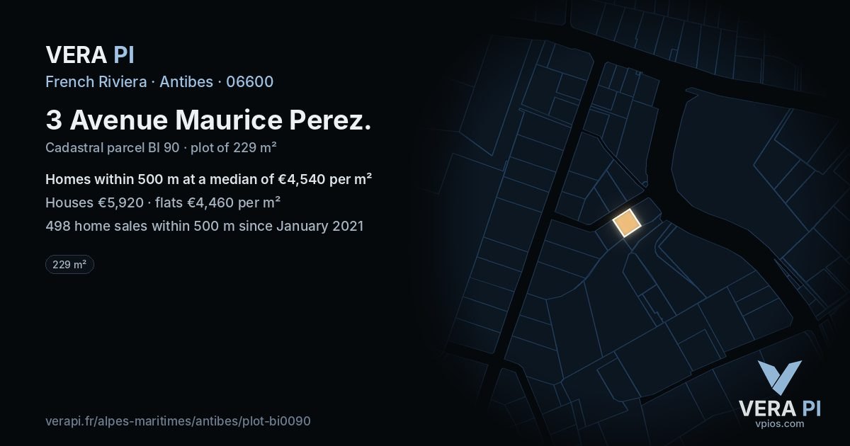 3 Avenue Maurice Perez, Antibes at night – the plot lit, the parcels around coloured by the prices near them