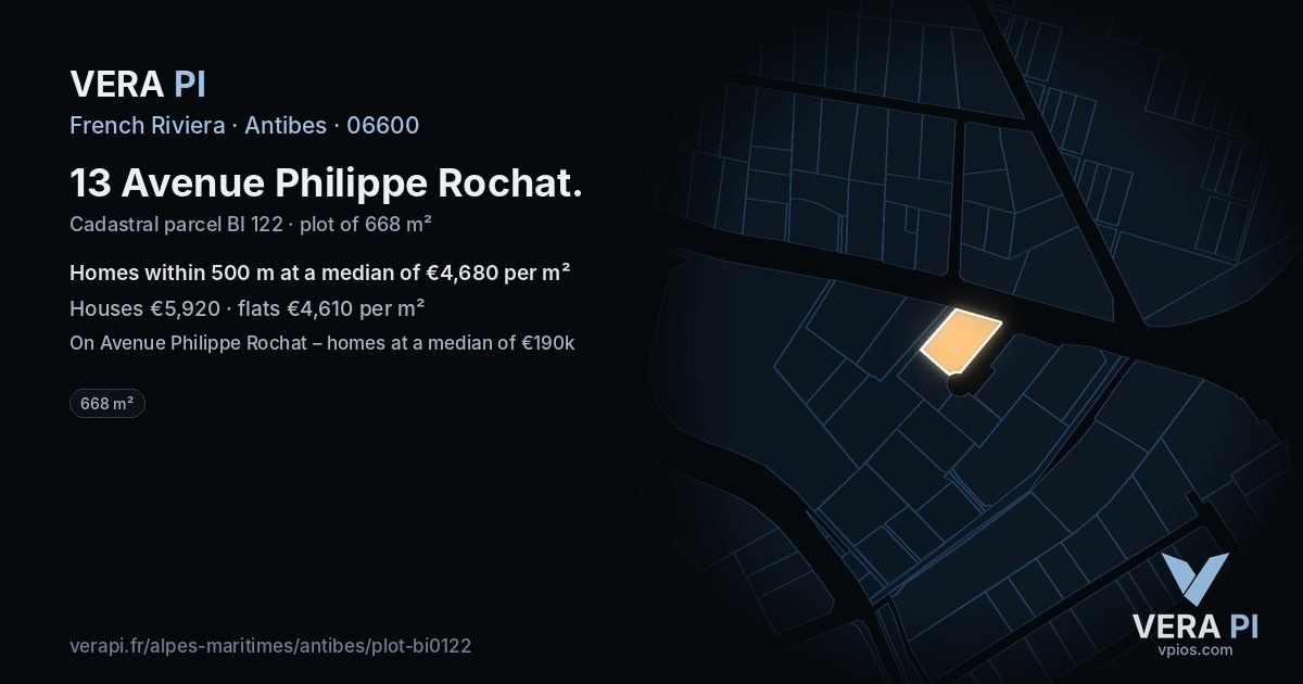 13 Avenue Philippe Rochat, Antibes at night – the plot lit, the parcels around coloured by the prices near them