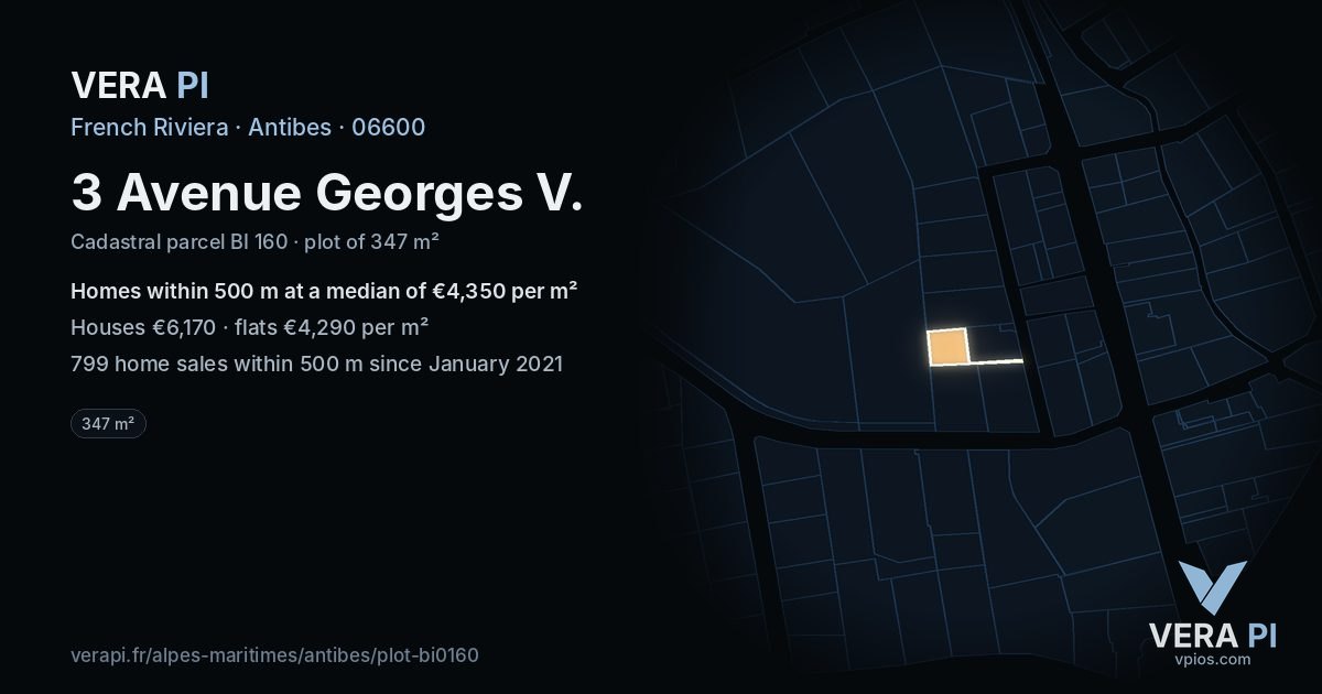 3 Avenue Georges V, Antibes at night – the plot lit, the parcels around coloured by the prices near them