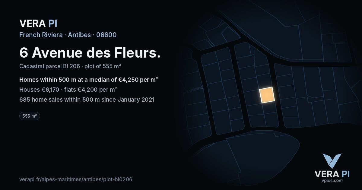 6 Avenue des Fleurs, Antibes at night – the plot lit, the parcels around coloured by the prices near them