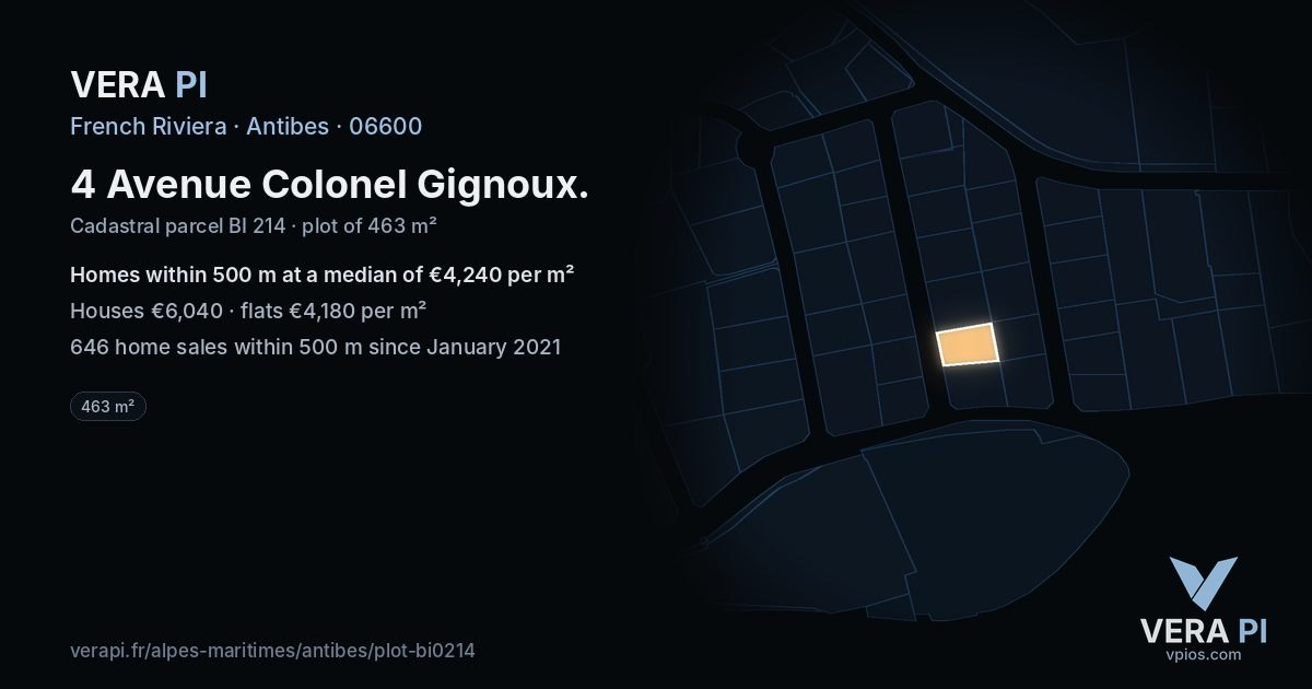 4 Avenue Colonel Gignoux, Antibes at night – the plot lit, the parcels around coloured by the prices near them