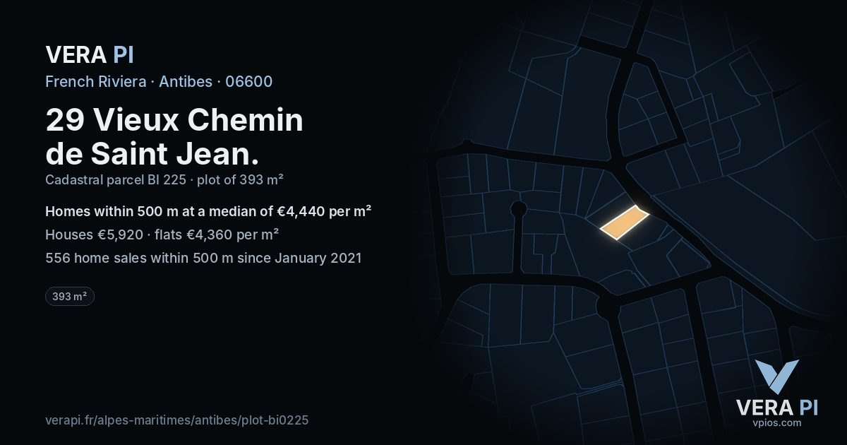 29 Vieux Chemin de Saint Jean, Antibes at night – the plot lit, the parcels around coloured by the prices near them