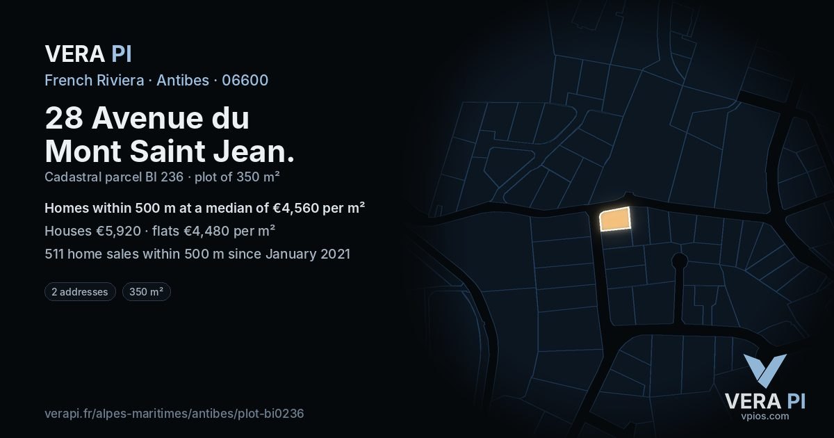 28 Avenue du Mont Saint Jean, Antibes at night – the plot lit, the parcels around coloured by the prices near them