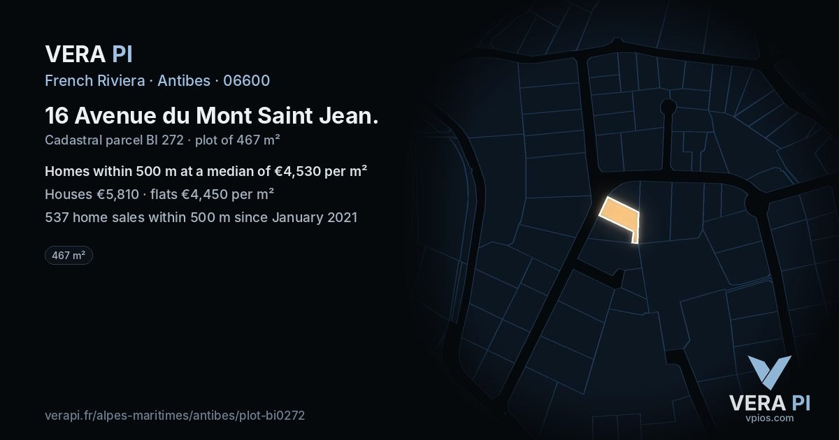 16 Avenue du Mont Saint Jean, Antibes at night – the plot lit, the parcels around coloured by the prices near them