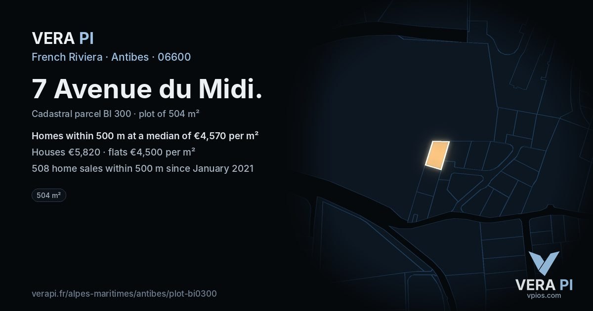 7 Avenue du Midi, Antibes at night – the plot lit, the parcels around coloured by the prices near them
