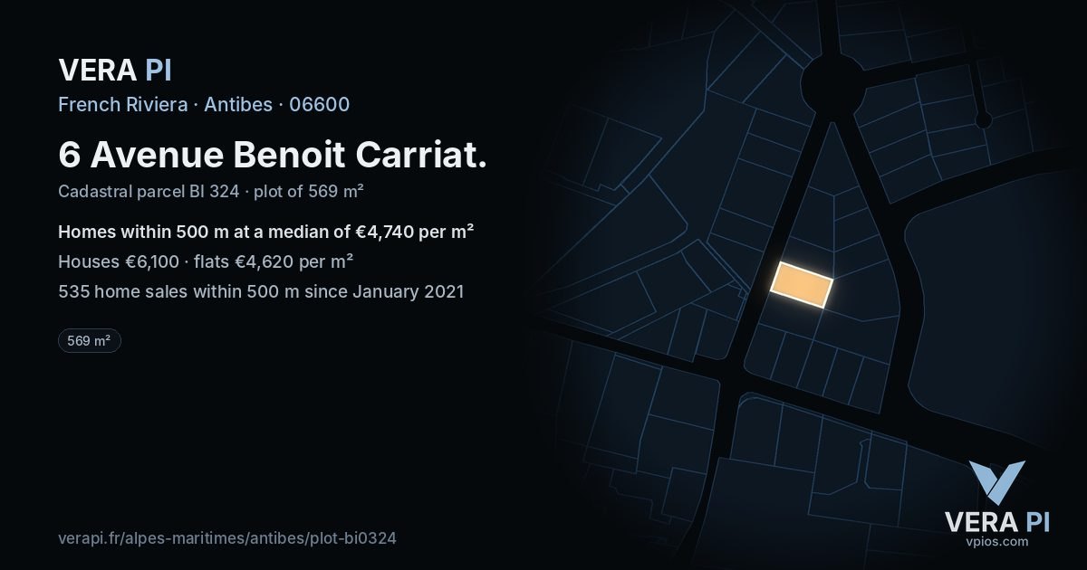 6 Avenue Benoit Carriat, Antibes at night – the plot lit, the parcels around coloured by the prices near them