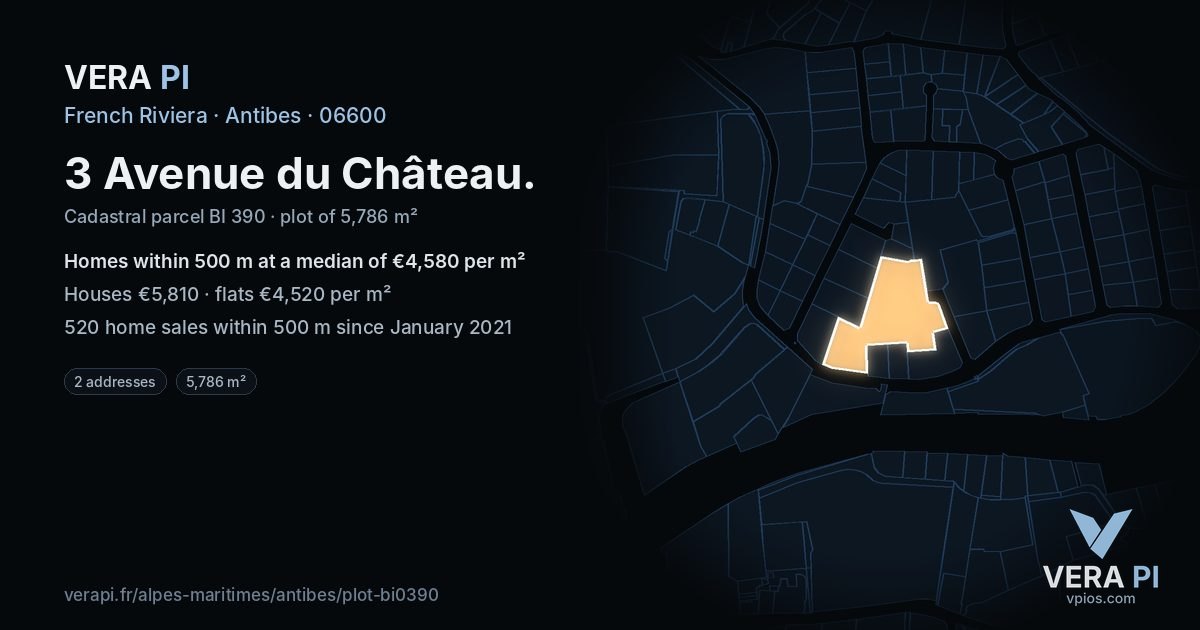 3 Avenue du Château, Antibes at night – the plot lit, the parcels around coloured by the prices near them