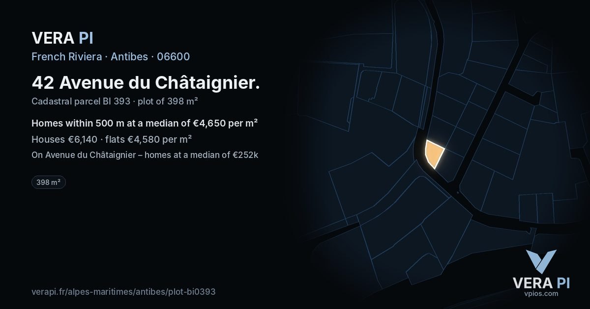 42 Avenue du Châtaignier, Antibes at night – the plot lit, the parcels around coloured by the prices near them