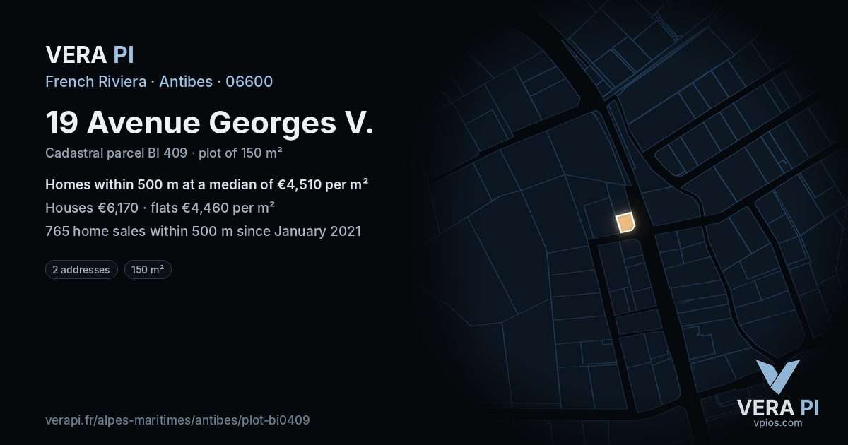 19 Avenue Georges V, Antibes at night – the plot lit, the parcels around coloured by the prices near them