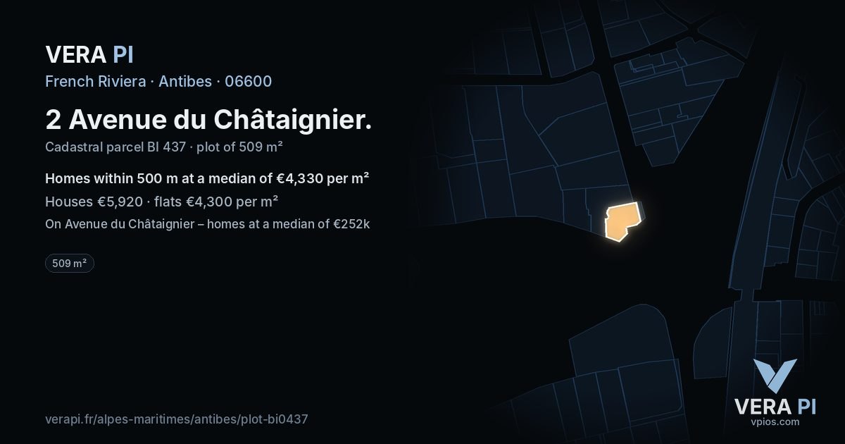 2 Avenue du Châtaignier, Antibes at night – the plot lit, the parcels around coloured by the prices near them