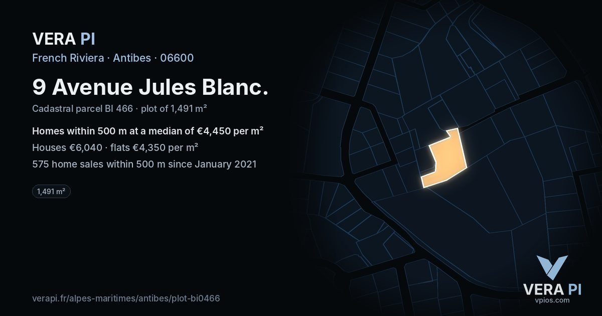 9 Avenue Jules Blanc, Antibes at night – the plot lit, the parcels around coloured by the prices near them