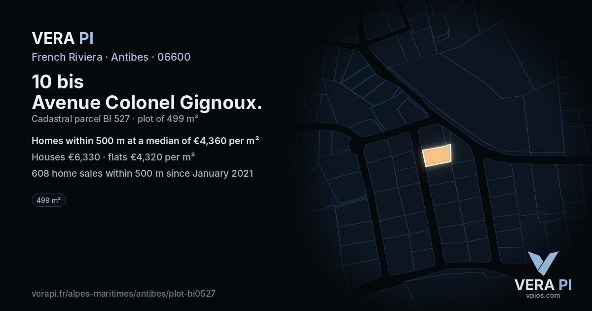 10 bis Avenue Colonel Gignoux, Antibes at night – the plot lit, the parcels around coloured by the prices near them