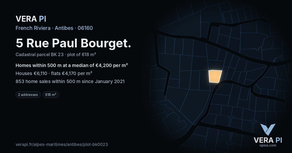 5 Rue Paul Bourget, Antibes at night – the plot lit, the parcels around coloured by the prices near them