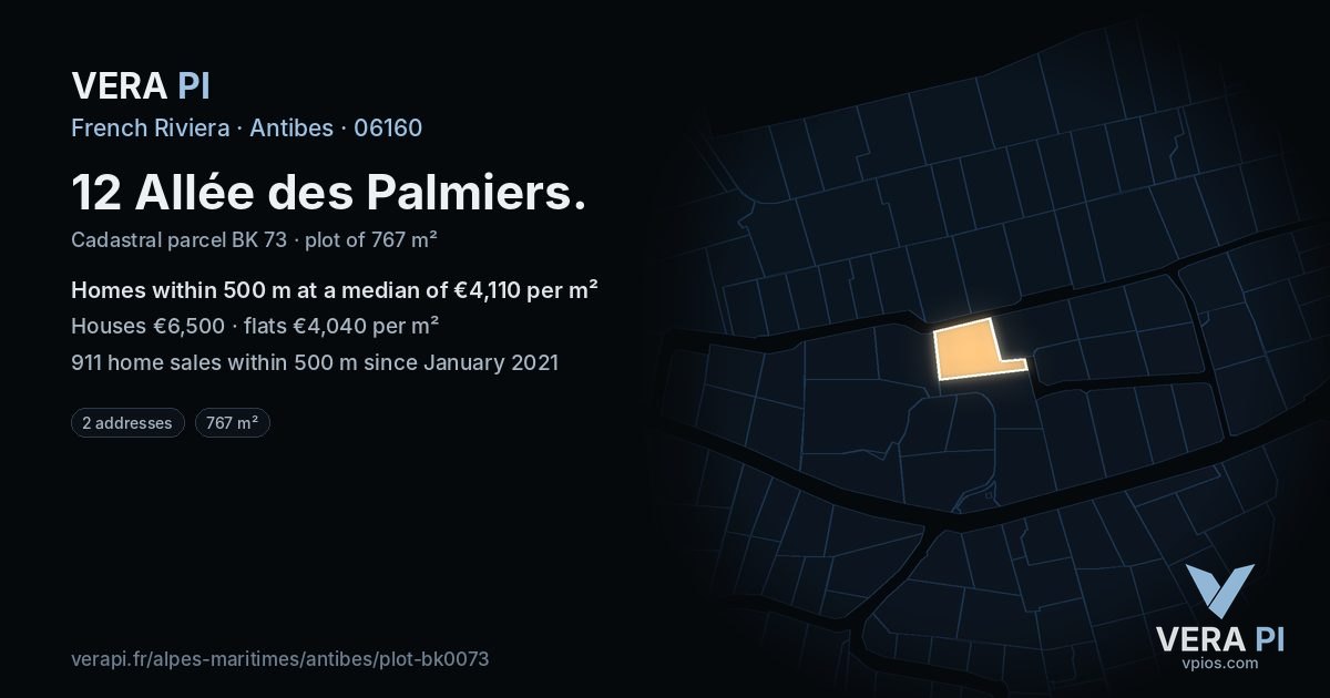 12 Allée des Palmiers, Antibes at night – the plot lit, the parcels around coloured by the prices near them